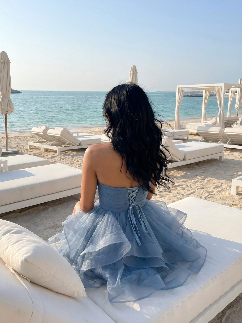 Abito Mini Elegante con Bustier e Gonna in Tulle – Look Couture da Cerimonia